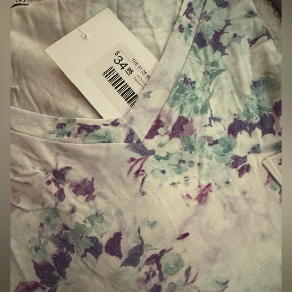 Soft tee - Picture 2 of 2